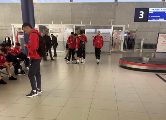 Millimiz Parisə çatdı