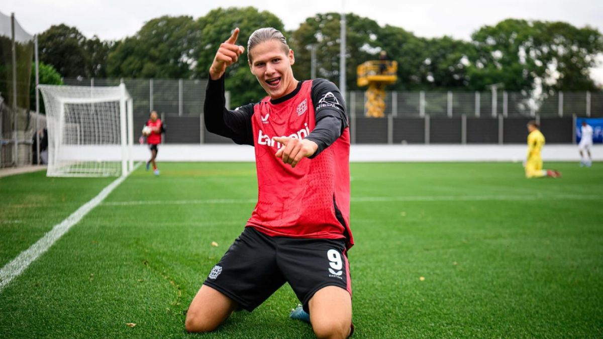 Mahir Emrelinin əvəzinə ukraynalı hücumçu?