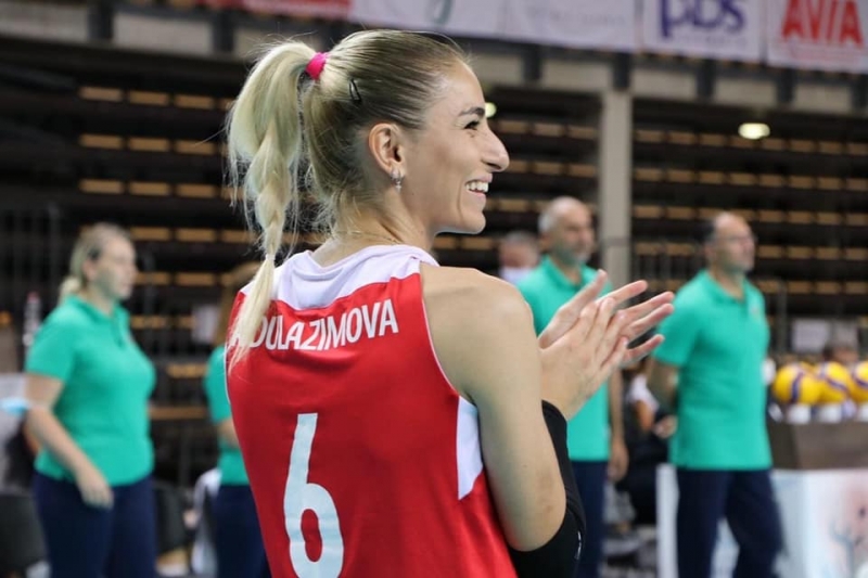 Millimizin voleybolçusu zədələnib