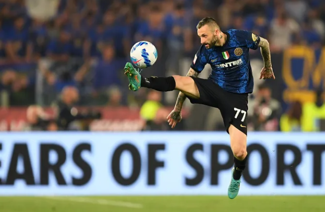 “İnter”in sabiq futbolçusu Qətər yolunda