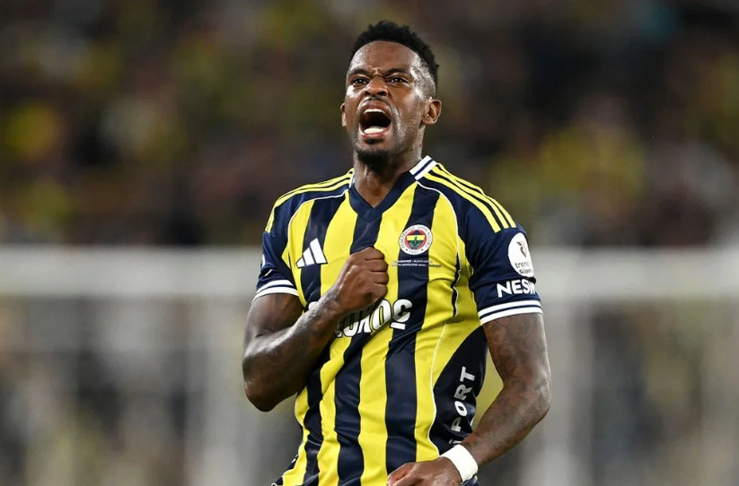 "Fənərbağça" daha bir futbolçusunu itirdi